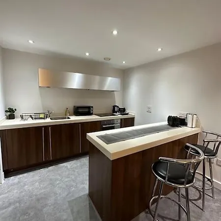 Apartment Heart Of Bham Free Parking *